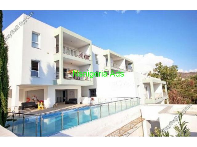 2 Bed Penthouse Apartment in Peyia, Paphos